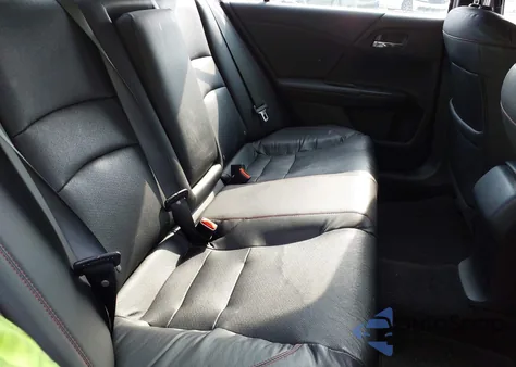 2017 Honda Accord Sport Se z USA, uszkodzony, nr VIN 1HGCR2F10HA243331